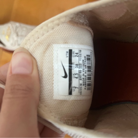 Nike Air Max 270 limited edition - Picture 5 of 5